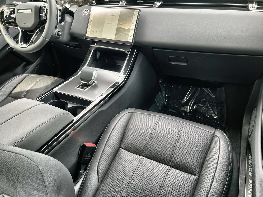 Certified 2024 Land Rover Range Rover Evoque Dynamic SE AWD/4WD image 14