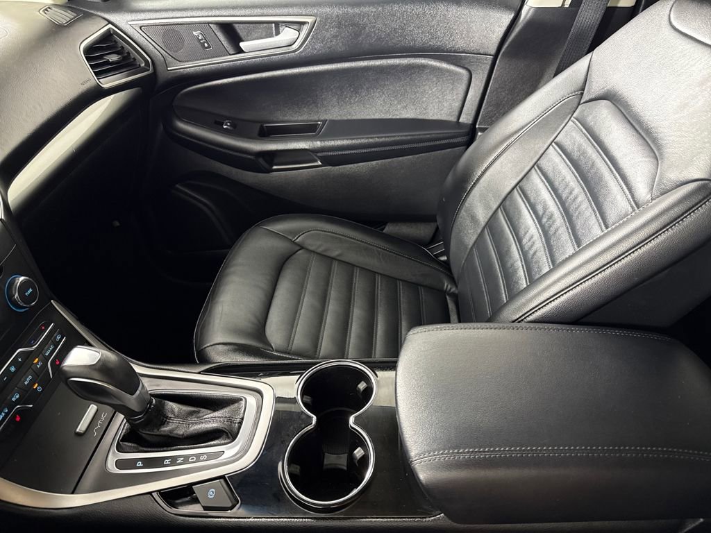 Used 2016 Ford Edge SEL w/ Equipment Group 201A image 21