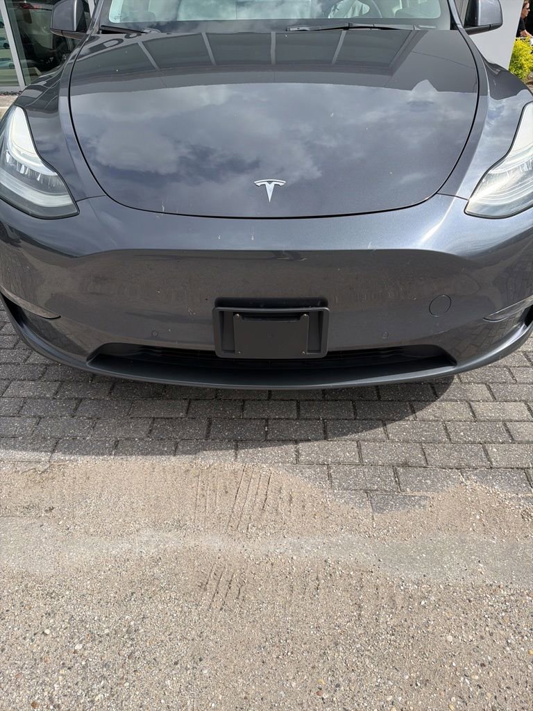 Used 2021 Tesla Model Y Long Range AWD/4WD image 3