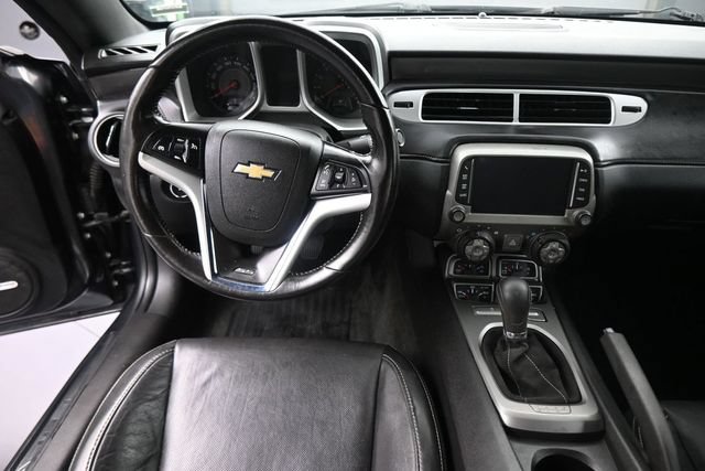 Used 2013 Chevrolet Camaro SS RWD image 19