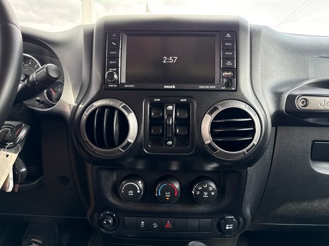 Used 2017 Jeep Wrangler Unlimited Sport w/ Quick Order Package 24S AWD/4WD image 42