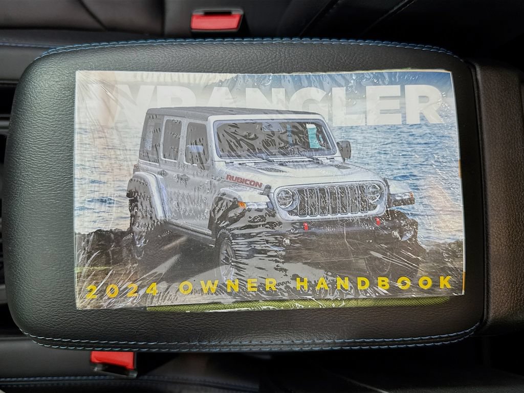 Used 2024 Jeep Wrangler High Altitude AWD/4WD image 36