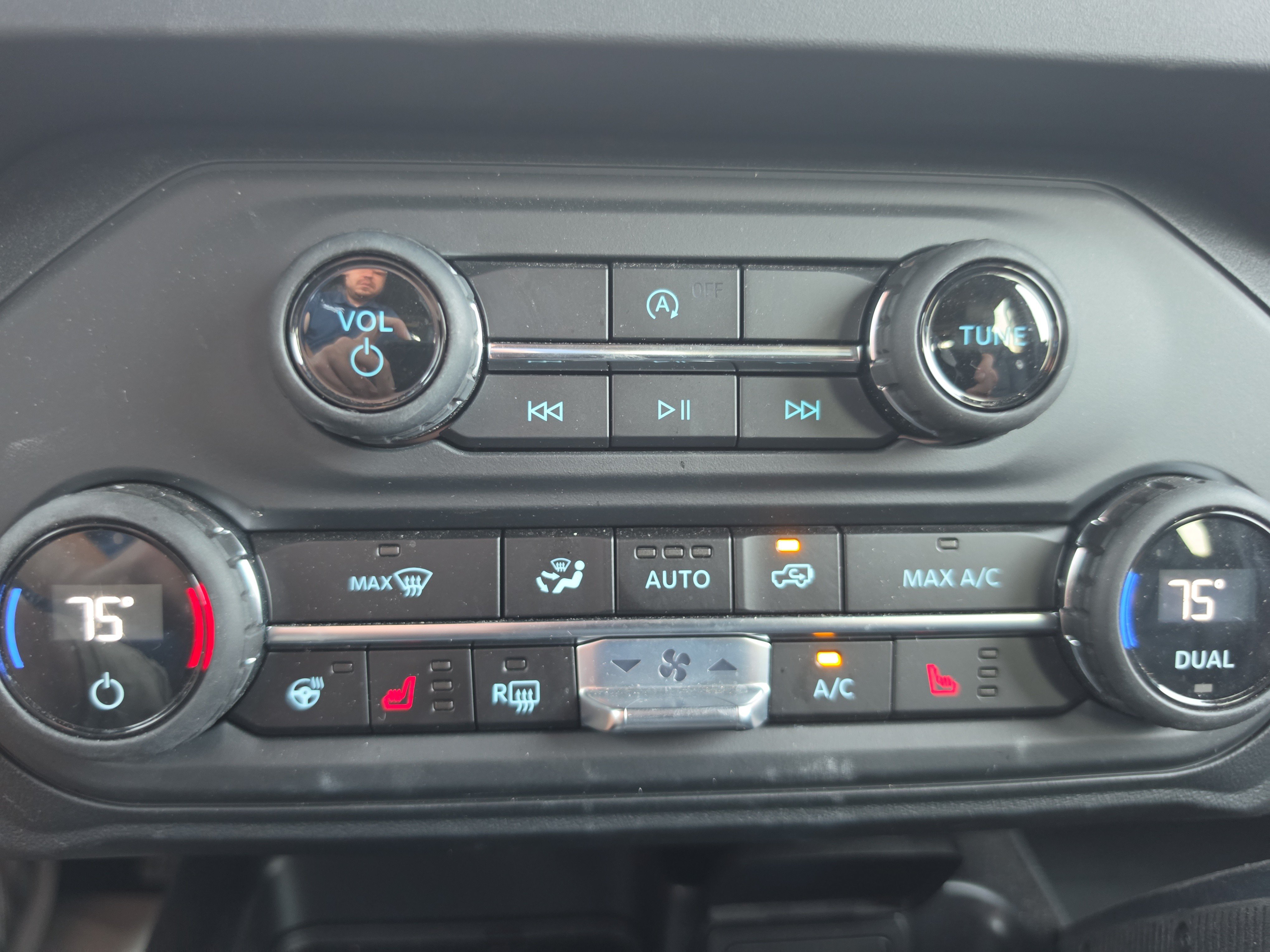 Used 2025 Ford Bronco Badlands AWD/4WD image 27