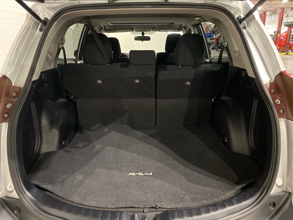 Used 2015 Toyota RAV4 XLE image 5