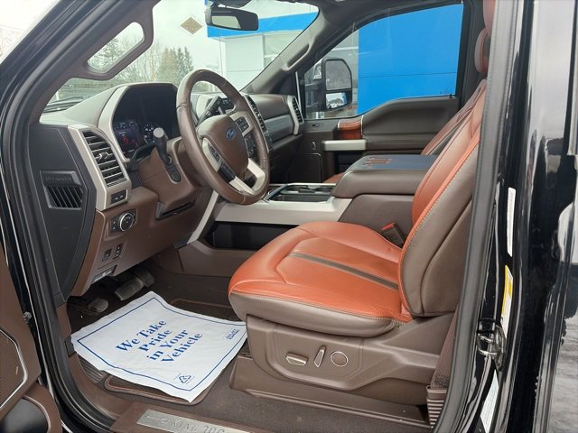 Used 2020 Ford F350 King Ranch w/ FX4 Off-Road Package image 15