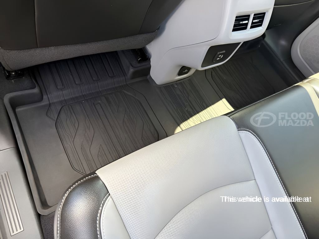 Used 2022 GMC Terrain SLT image 22