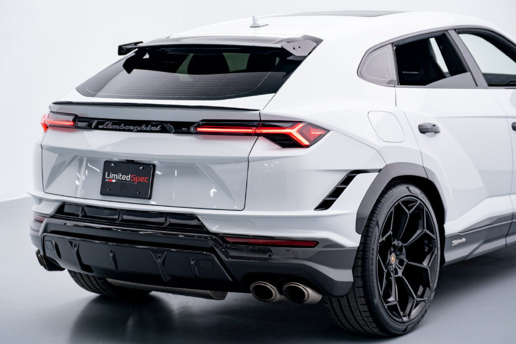 Used 2024 Lamborghini Urus Performante AWD/4WD image 33