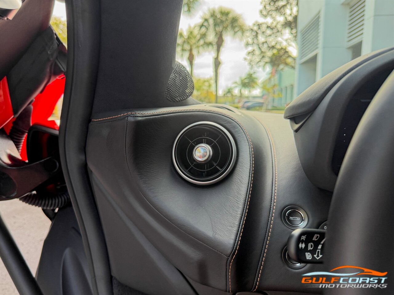 Used 2023 McLaren GT image 24