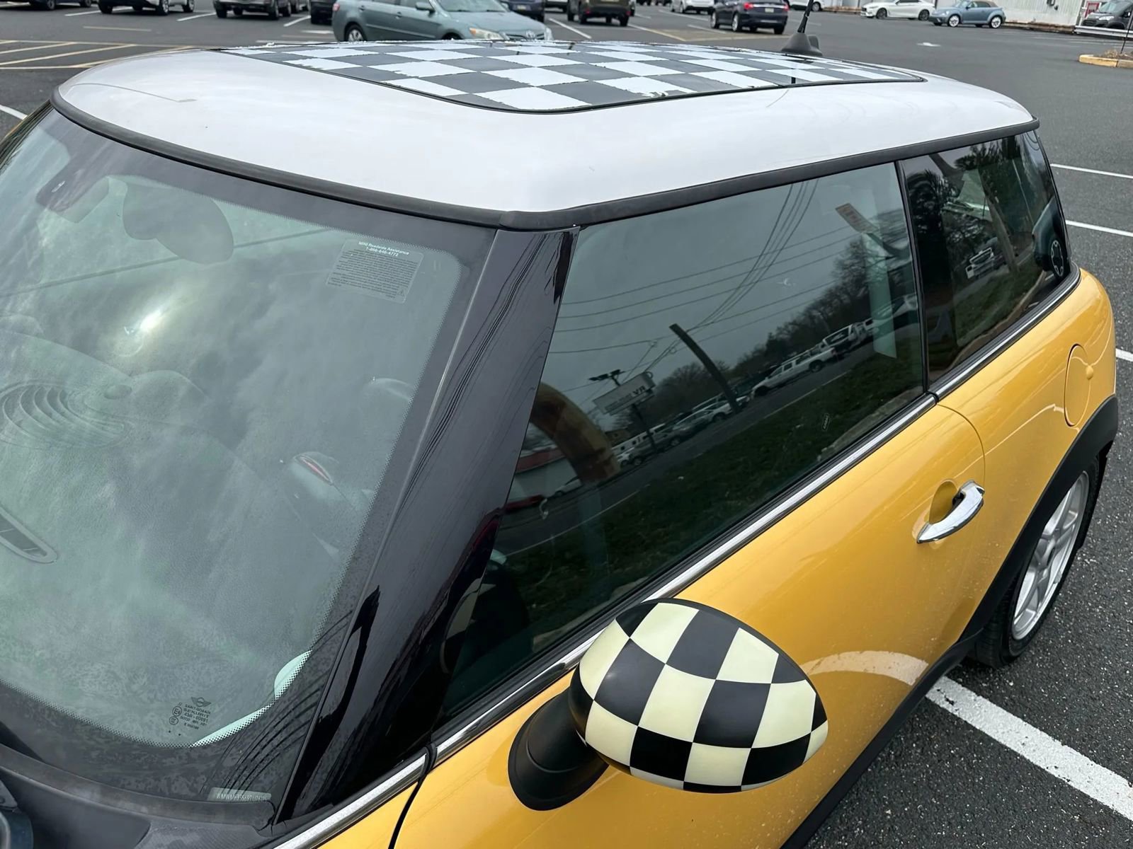 Used 2009 MINI Cooper Hardtop image 12