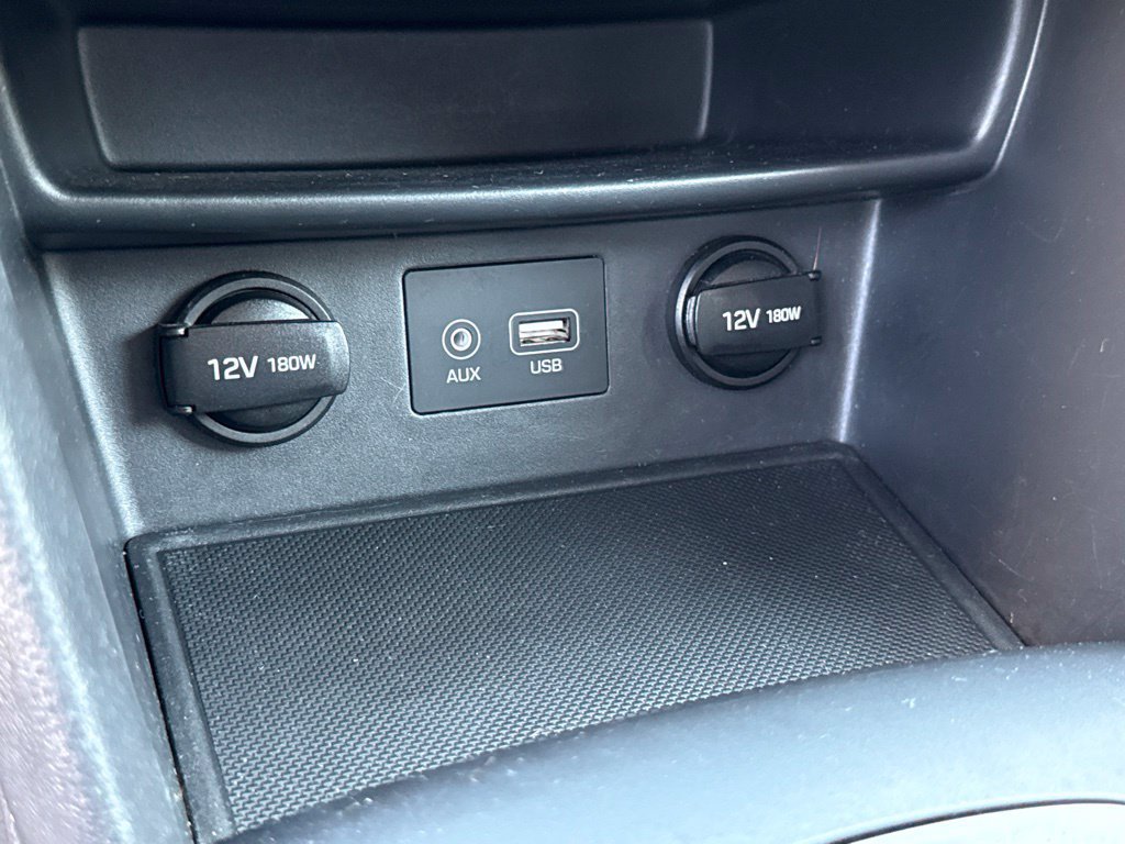Used 2018 Hyundai Kona SEL w/ SEL Tech Package 02 FWD image 32