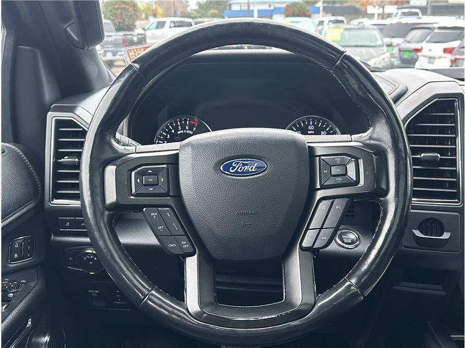 Used 2019 Ford Expedition Limited image 12