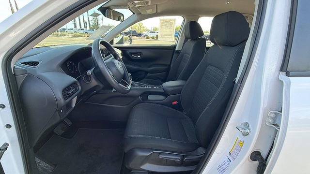 Used 2023 Honda HR-V LX image 32