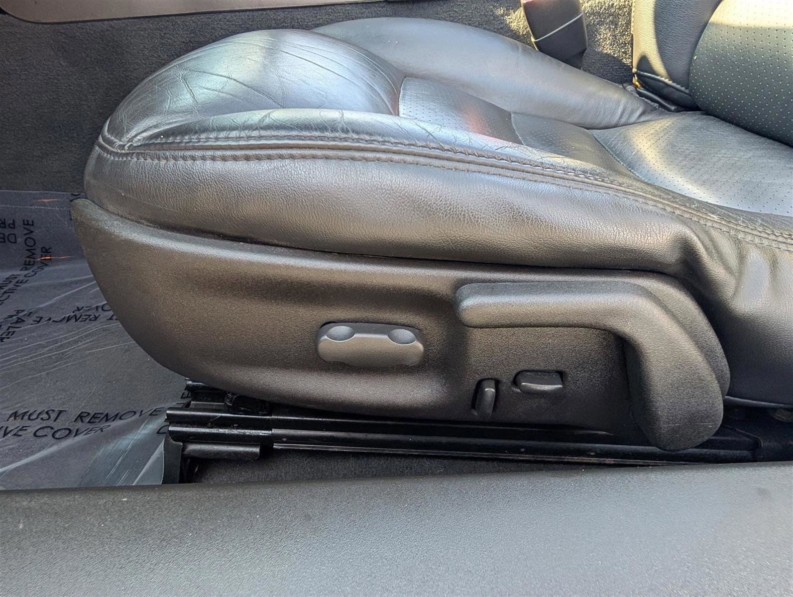 Used 2006 Chevrolet Corvette Convertible w/ Preferred Equipment Group image 19