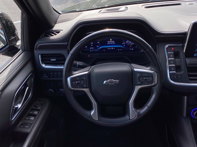 Used 2023 Chevrolet Suburban Z71 w/ Luxury Package AWD/4WD image 30