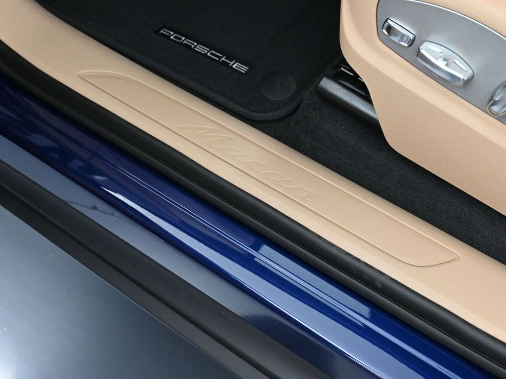 New 2026 Porsche Macan image 16