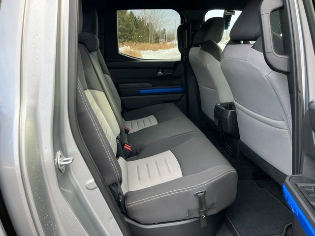 Used 2025 Toyota Tacoma TRD Off-Road image 22