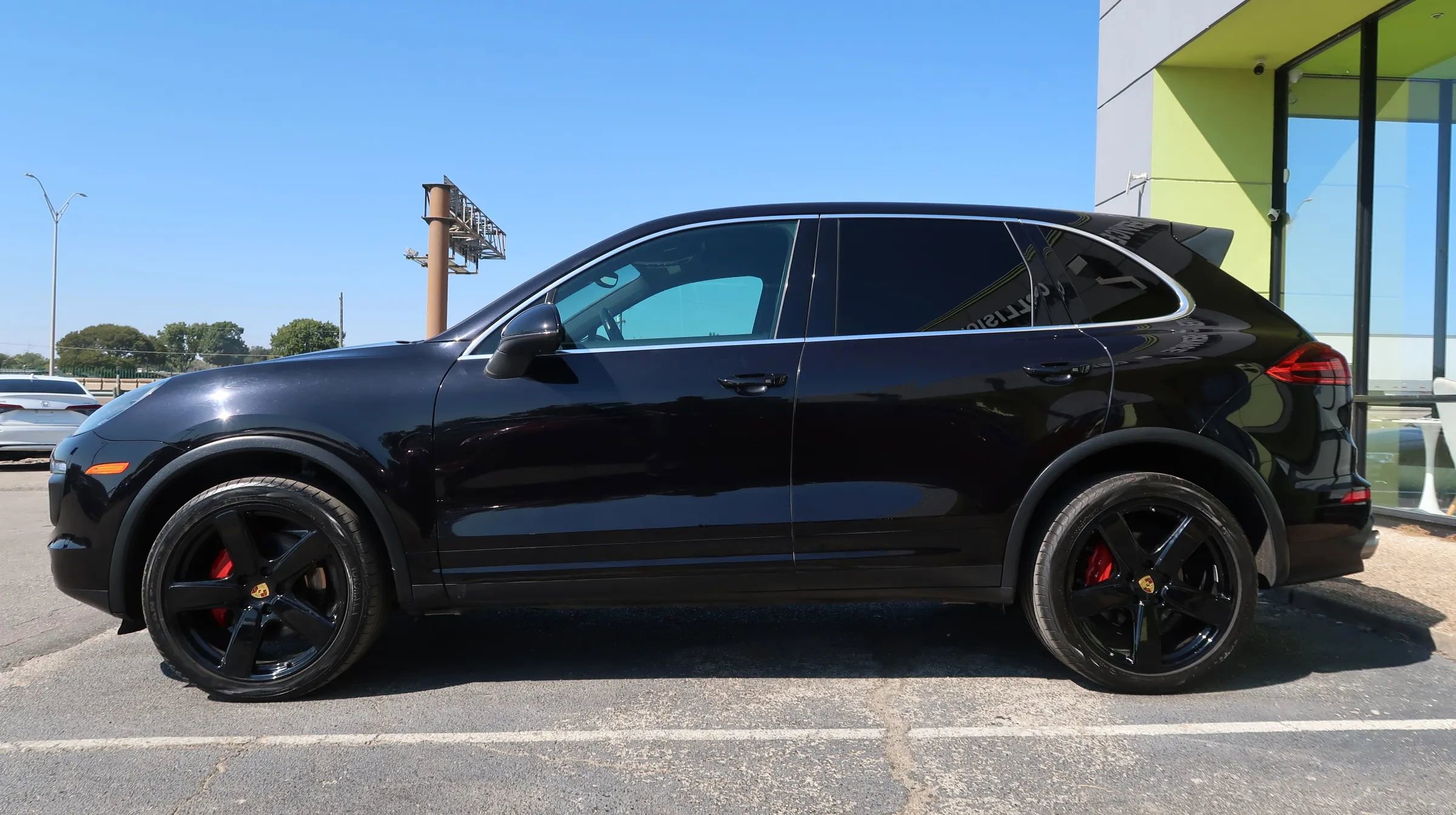Used 2018 Porsche Cayenne S AWD/4WD image 7