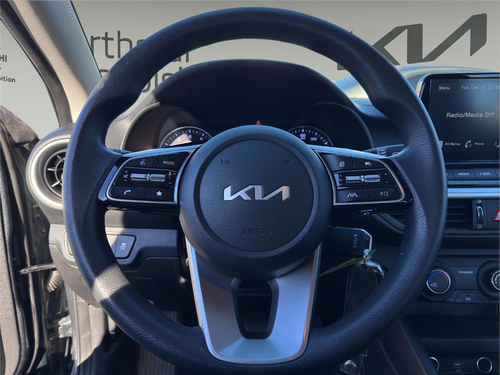 Used 2023 Kia Forte LXS image 10