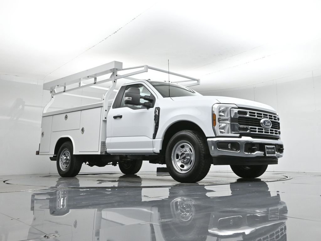 New 2026 Ford F350 XL w/ XL Chrome Package RWD image 55