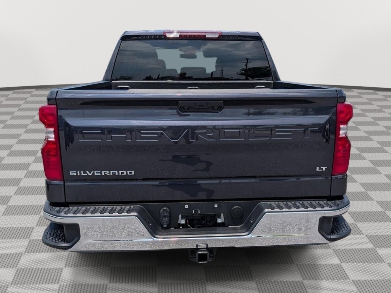 Used 2024 Chevrolet Silverado 1500 LT AWD/4WD image 4