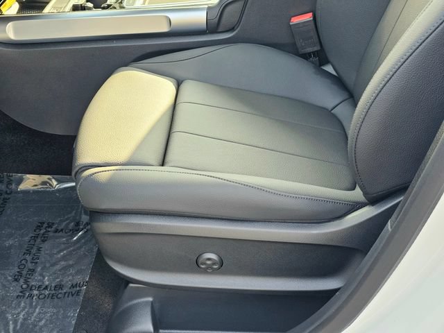 New 2026 Mercedes-Benz GLB 250 4MATIC image 18