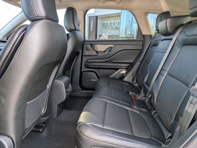 New 2026 Lincoln Corsair Premiere image 12