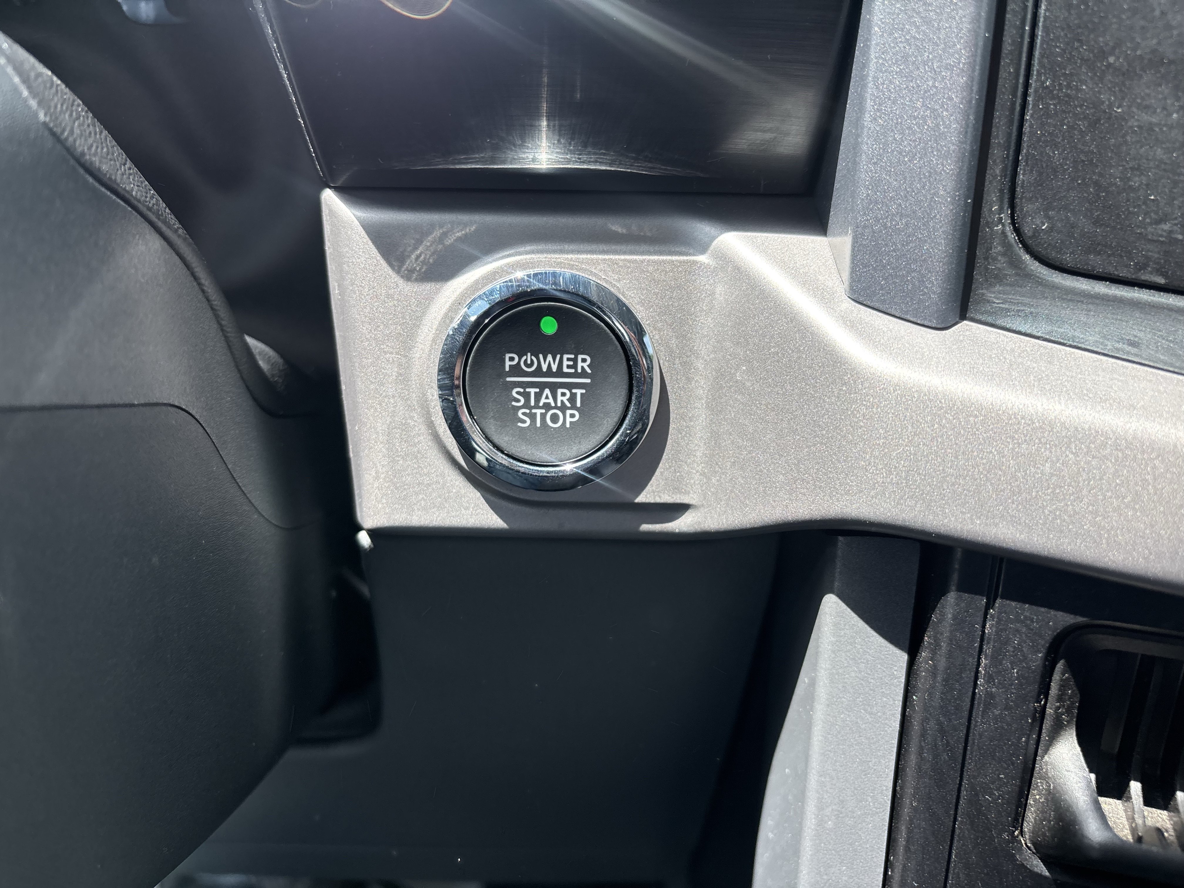 Certified 2023 Ford F150 Lightning XLT AWD/4WD image 31