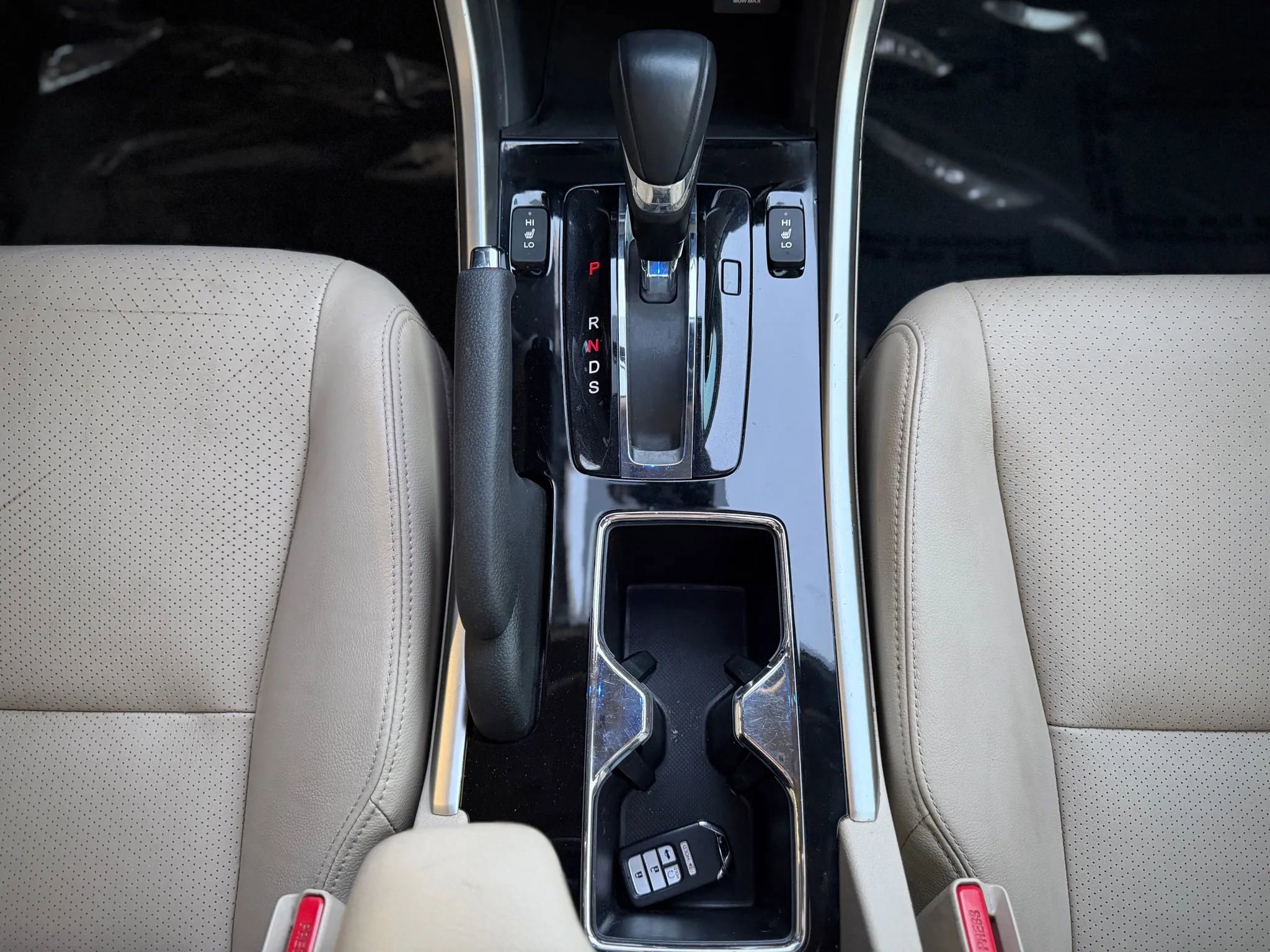 Used 2017 Honda Accord Touring image 17