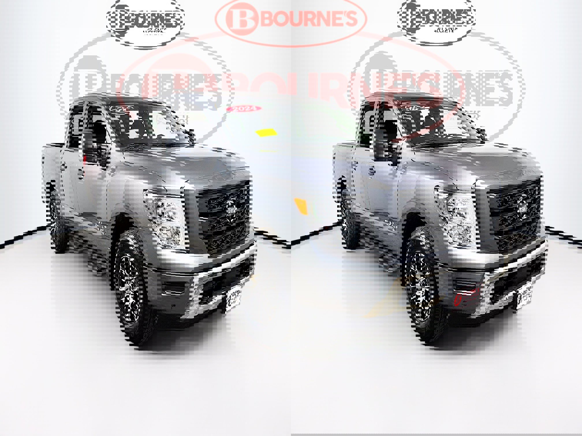 Used 2024 Nissan Titan SV w/ SV Convenience Package