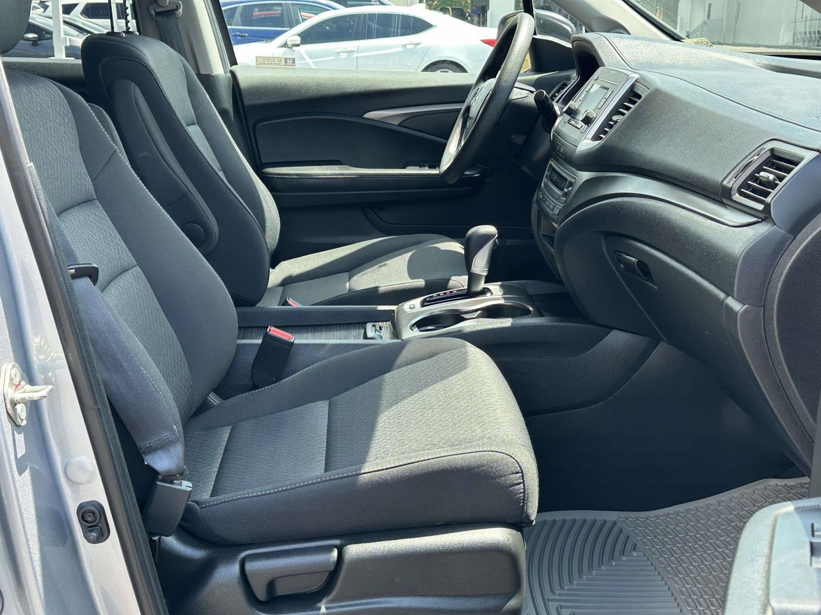 Used 2019 Honda Ridgeline RT image 6