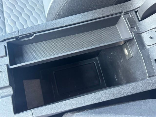 Used 2021 Chevrolet Equinox LS w/ LS Convenience Package image 19