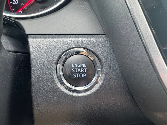 Used 2019 Toyota Camry XSE FWD image 23