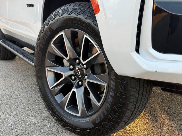 Used 2023 Chevrolet Tahoe Z71 w/ Z71 Off-Road Package AWD/4WD image 2