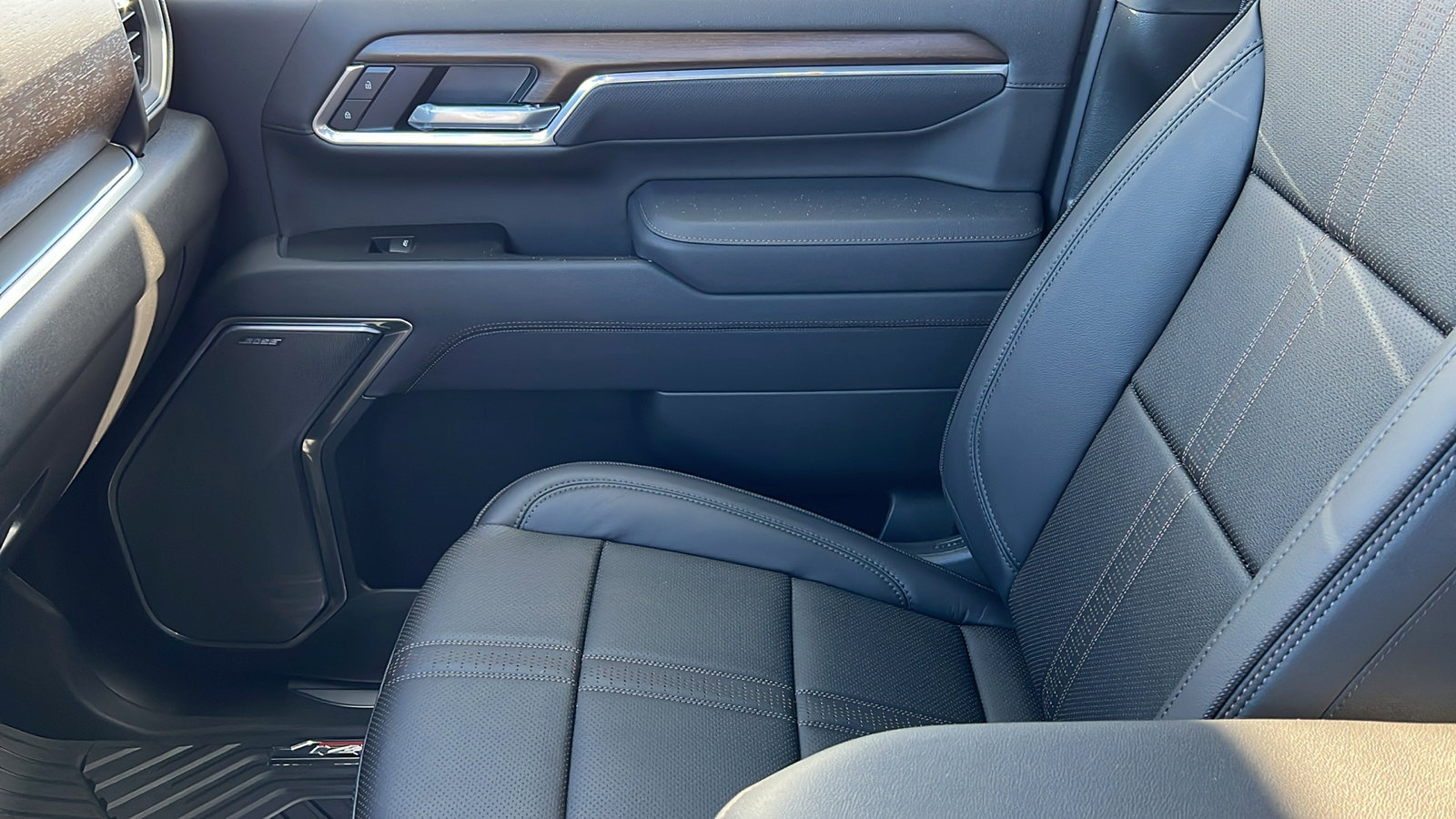 New 2026 Chevrolet Silverado 2500 High Country w/ High Country Premium Package image 23