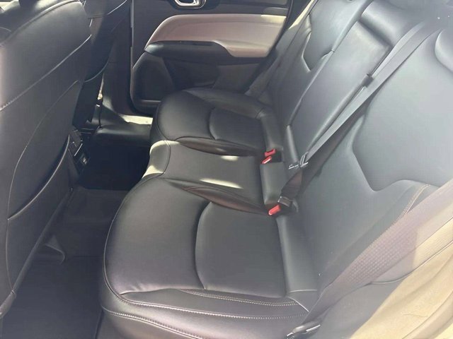 Used 2024 Jeep Compass Limited image 11