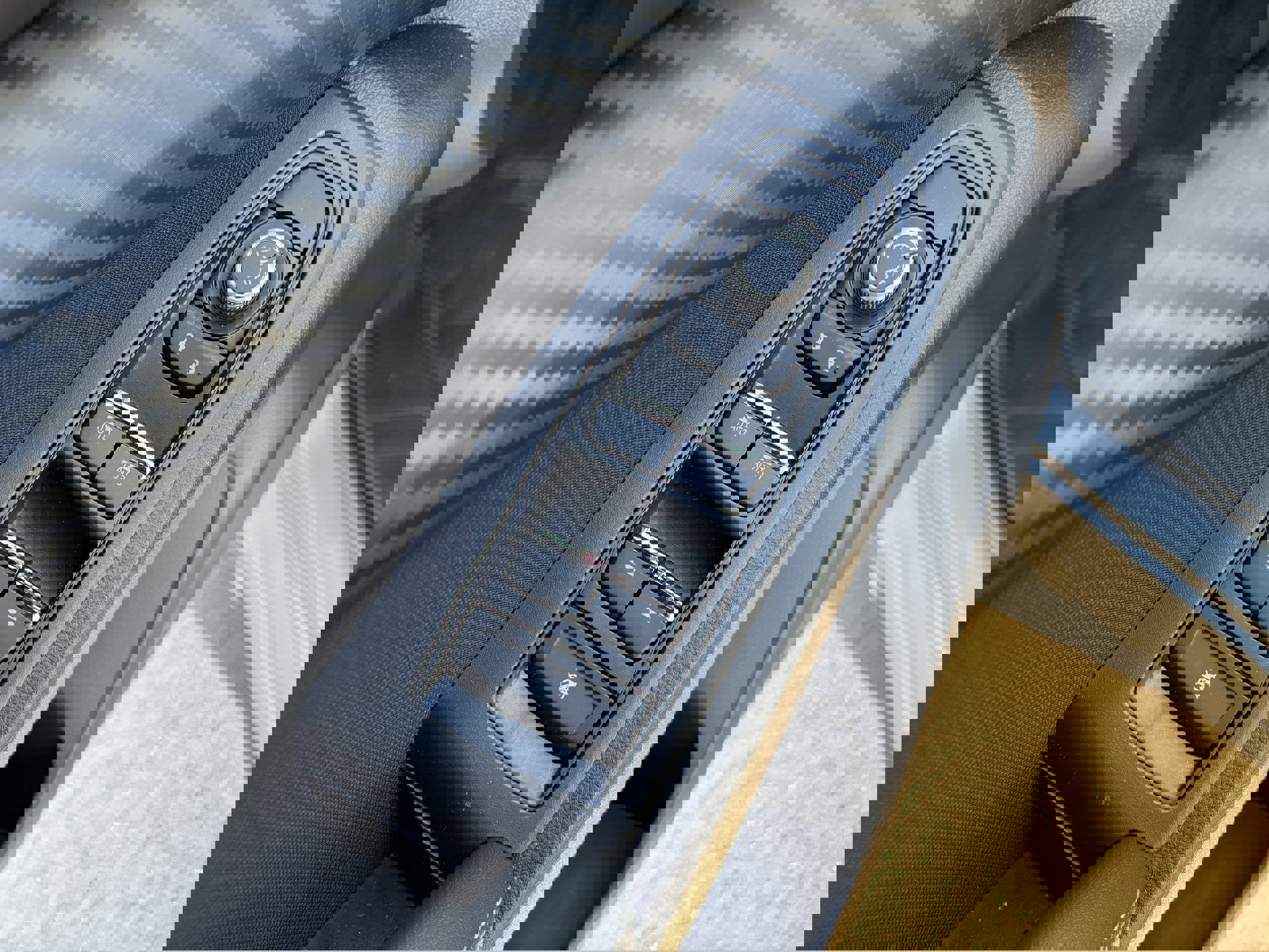 Certified 2025 Subaru Ascent Premium image 25