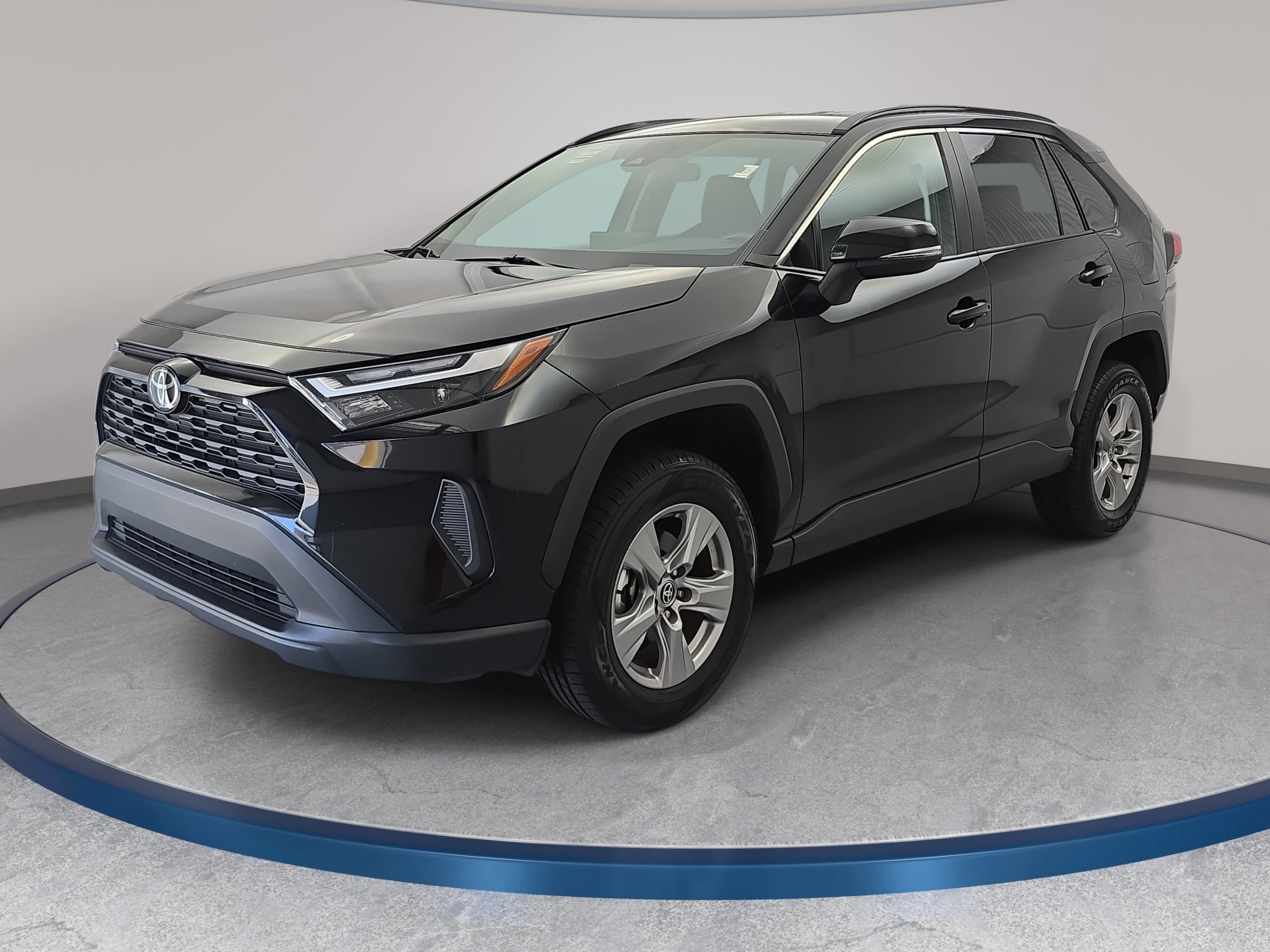 Used 2025 Toyota RAV4 XLE