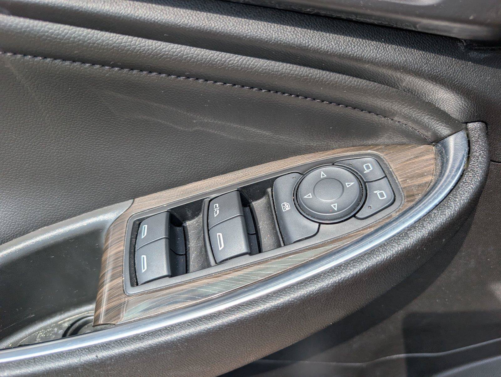 Used 2024 Chevrolet Malibu LT FWD image 29