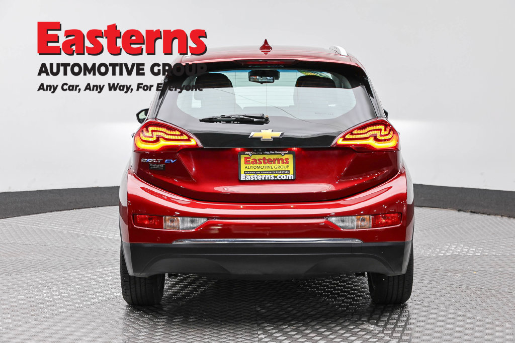 Used 2018 Chevrolet Bolt Premier w/ Driver Confidence II Package FWD image 7