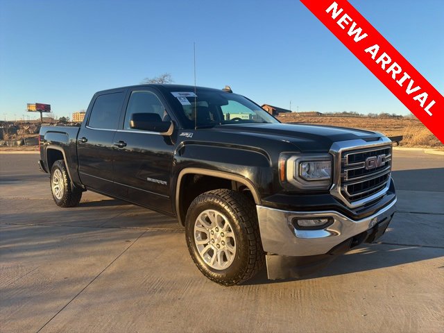 Used 2017 GMC Sierra 1500 SLE w/ SLE Value Package image 1