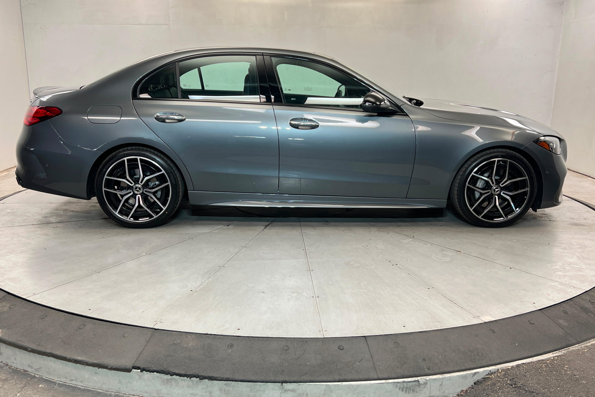 New 2026 Mercedes-Benz C 300 4MATIC Sedan image 6