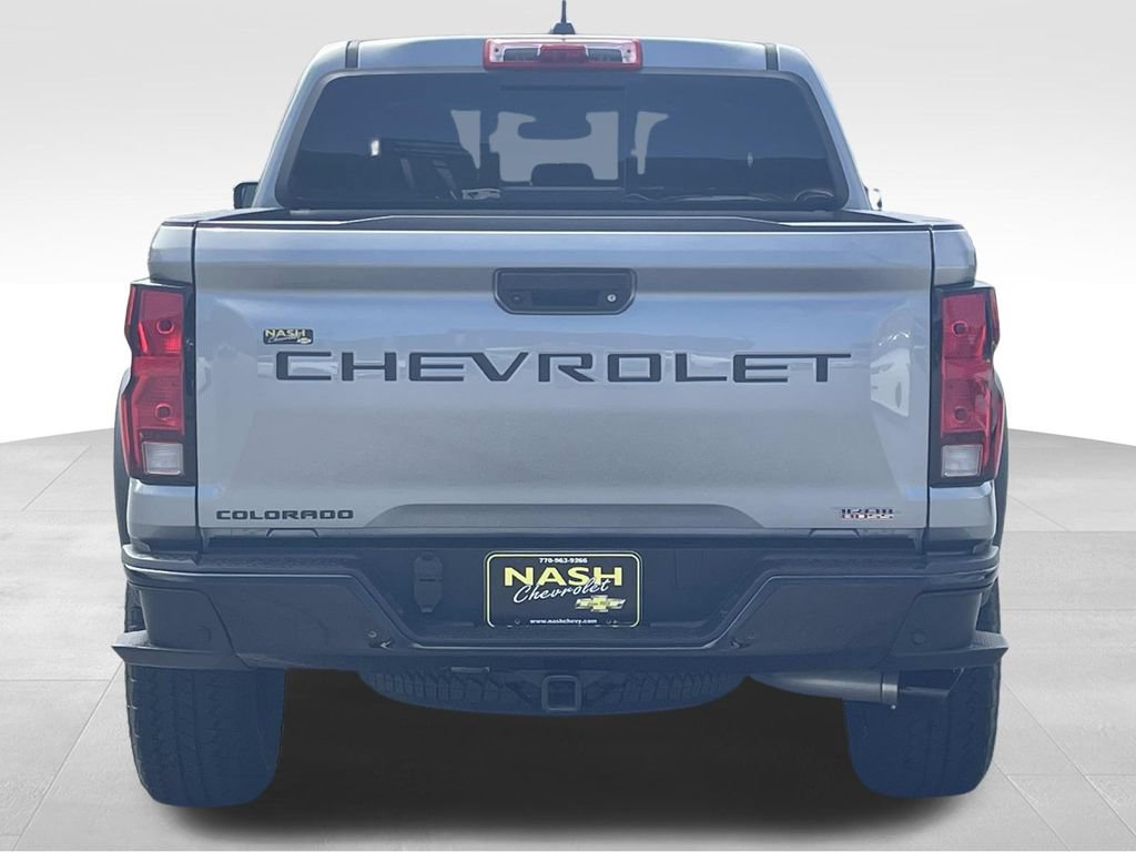 Used 2025 Chevrolet Colorado Trail Boss AWD/4WD image 4
