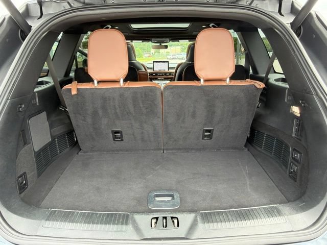 Certified 2023 Lincoln Aviator Reserve w/ Equipment Group 201A AWD/4WD image 26