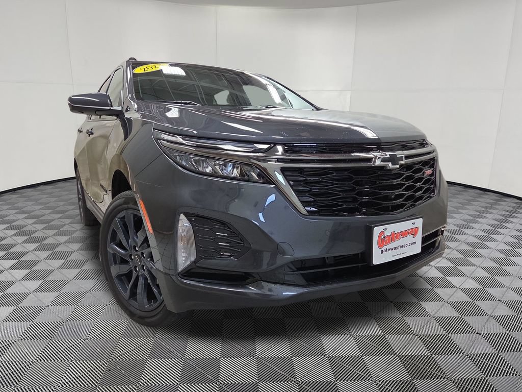 Certified 2023 Chevrolet Equinox RS AWD/4WD image 2