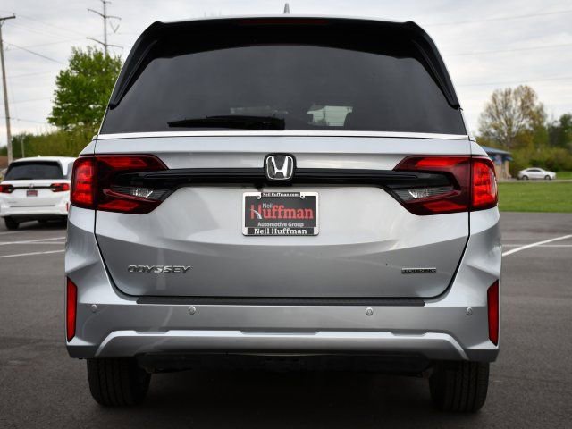 New 2026 Honda Odyssey Touring image 6
