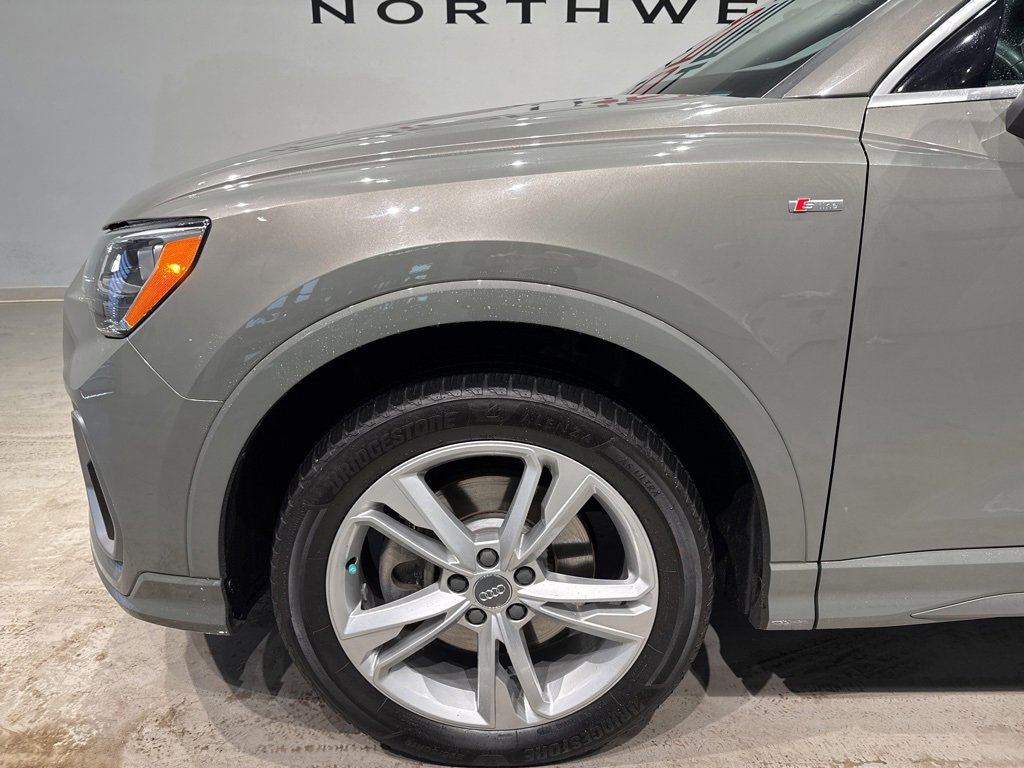 Used 2020 Audi Q3 2.0T Premium w/ Convenience Package image 7