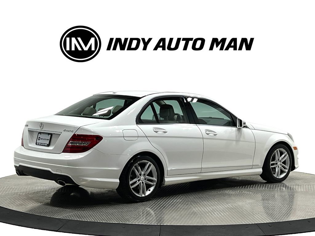 Used 2013 Mercedes-Benz C 300 4MATIC Sedan image 4