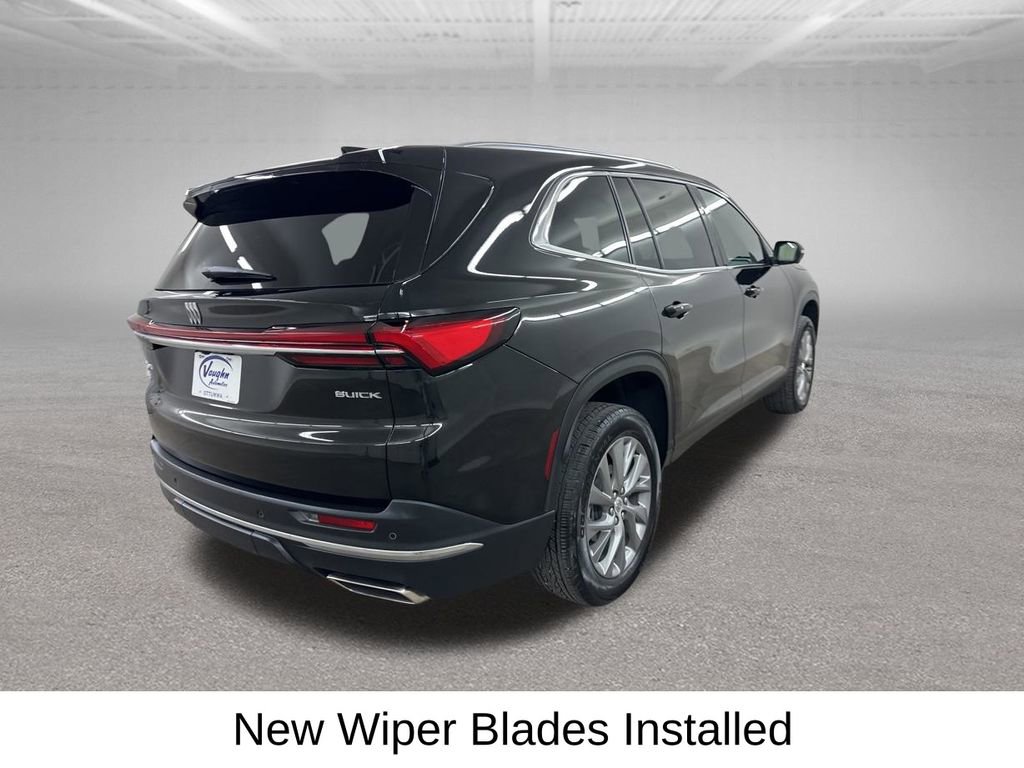 Used 2025 Buick Enclave Preferred image 13
