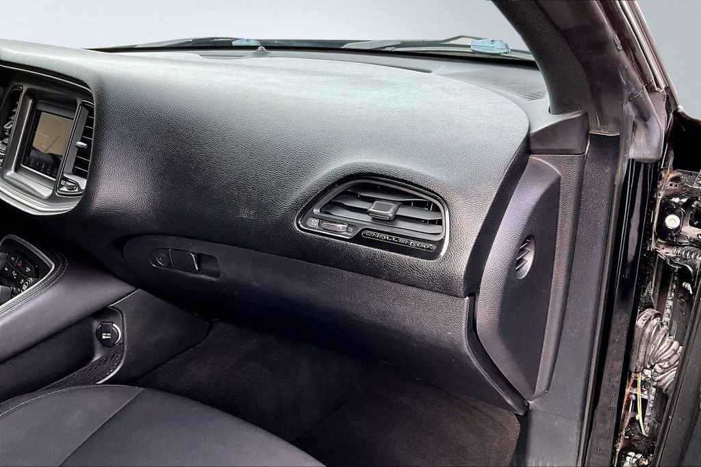 Used 2019 Dodge Challenger R/T image 17