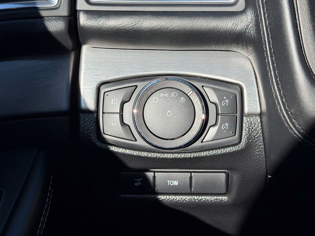 Certified 2019 Ford Explorer Platinum AWD/4WD image 46